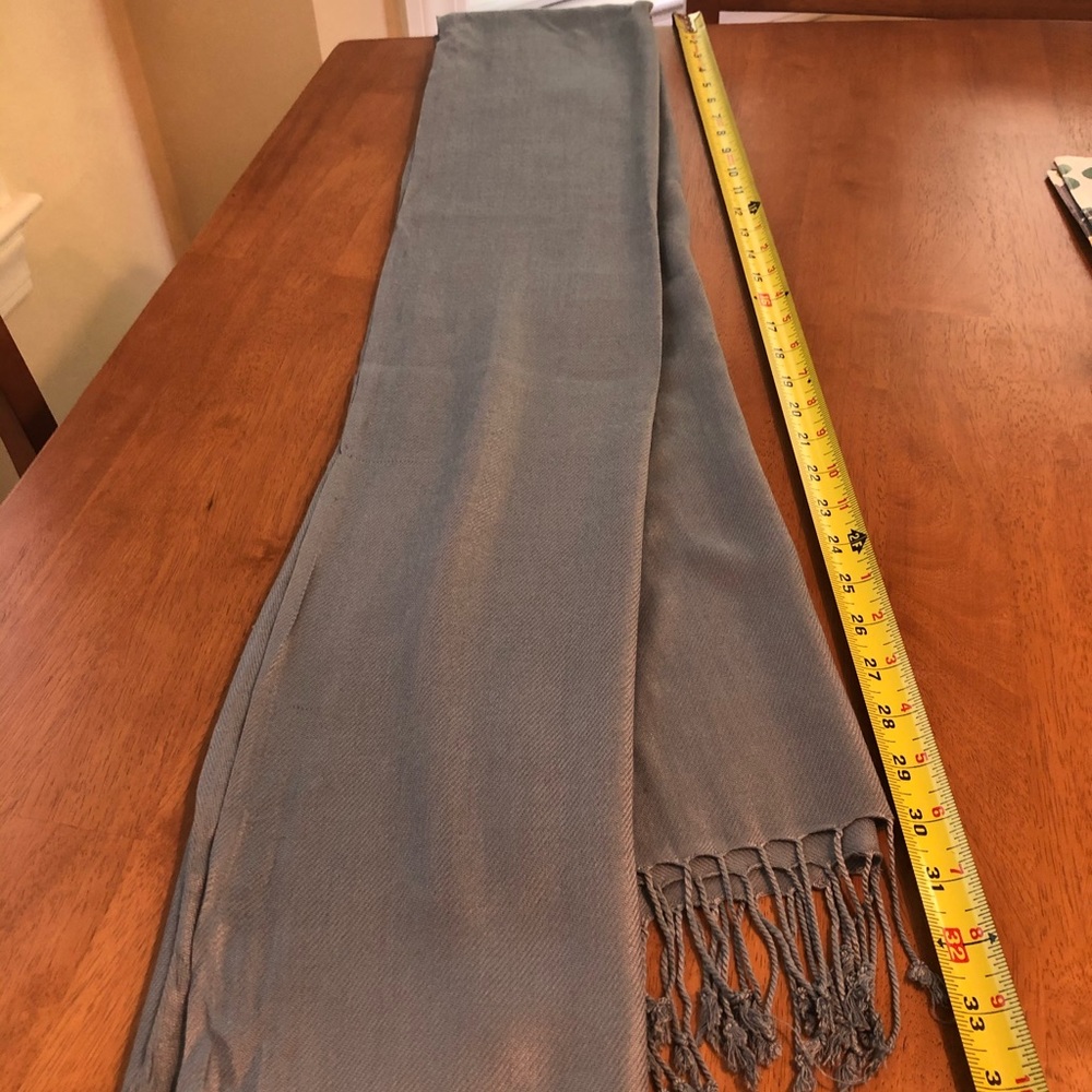 Multiple style Gray shrug